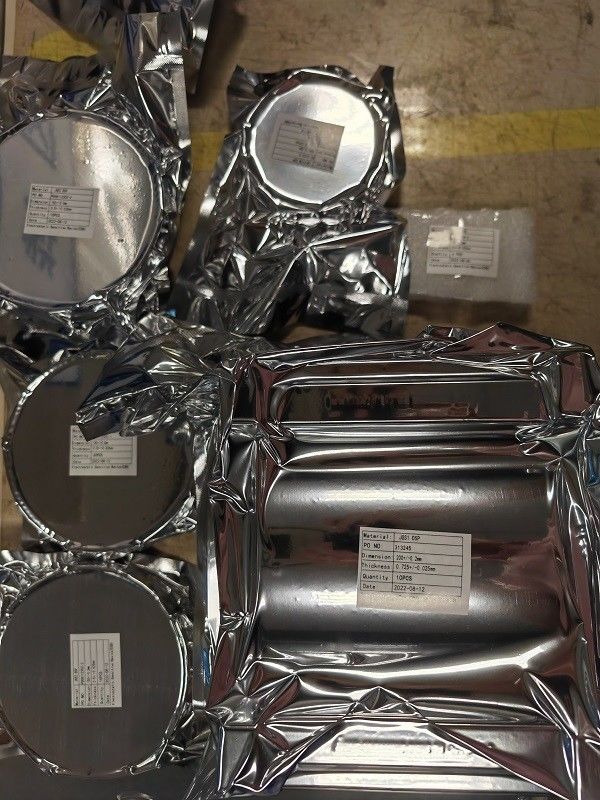 उच्च यांत्रिक शक्ति और तापीय स्थिरता के साथ टिकाऊ फ्यूज़्ड सिलिका वेफर, सटीक सेमीकंडक्टर घटकों के लिए